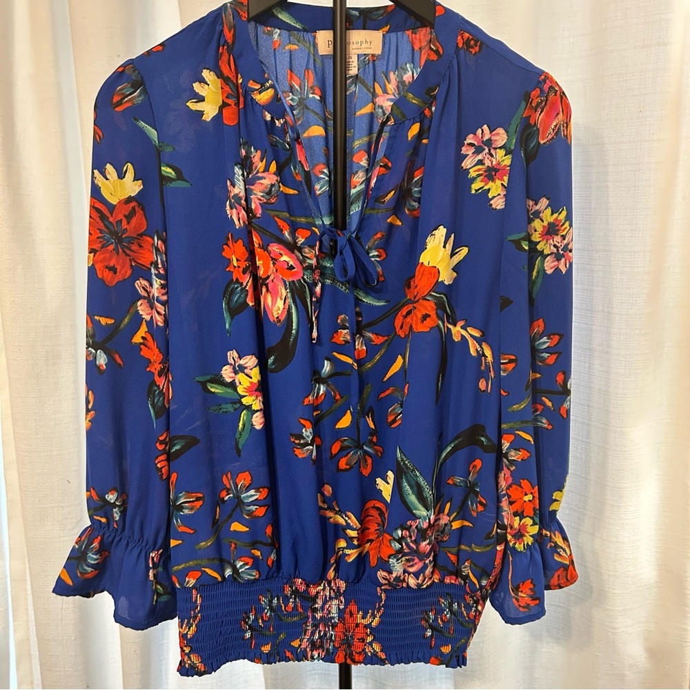 Philosophy Vibrant Blue Floral Print Elastic Waist Blouse.‎ NWOT. Size L